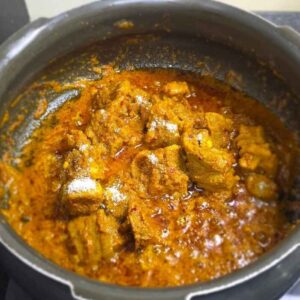 Awadhi mutton curry 