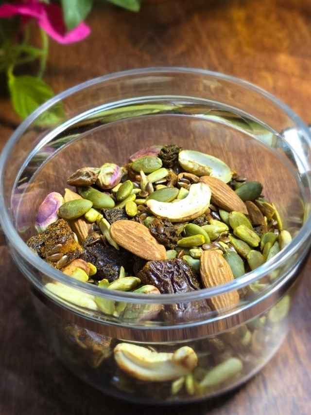 dry fruit seed mix